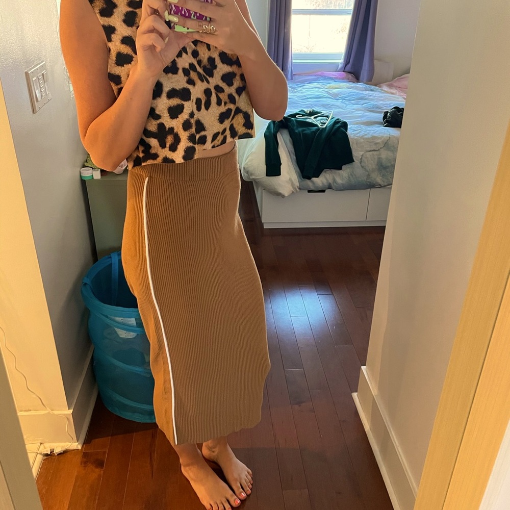 Maxi sweater skirt